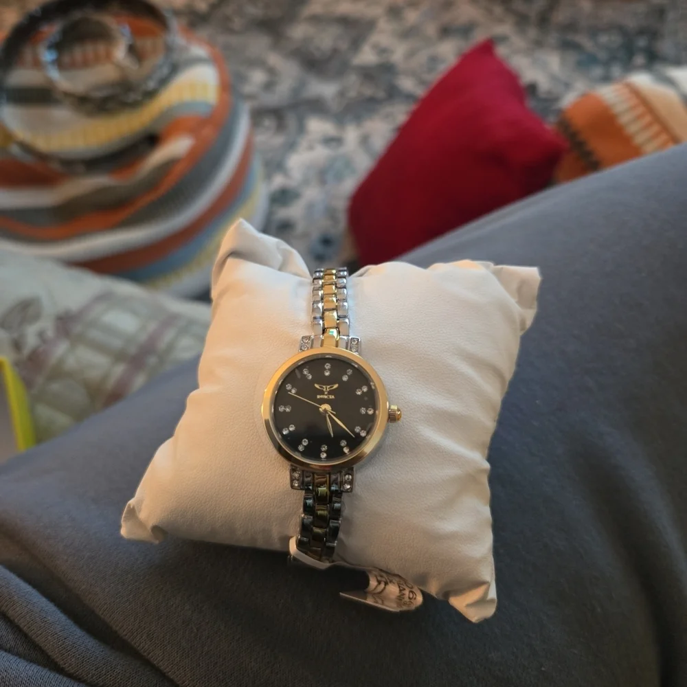 Invicta Angel I Women's Watch -‎ 25mm, Gold, Steel w/Black Dial - NEW